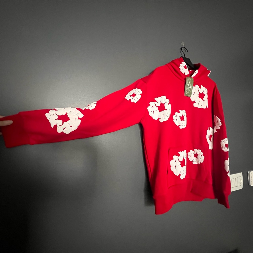 Denim Tears Wreath Sweatshirt Red White - Picture 8 of 14